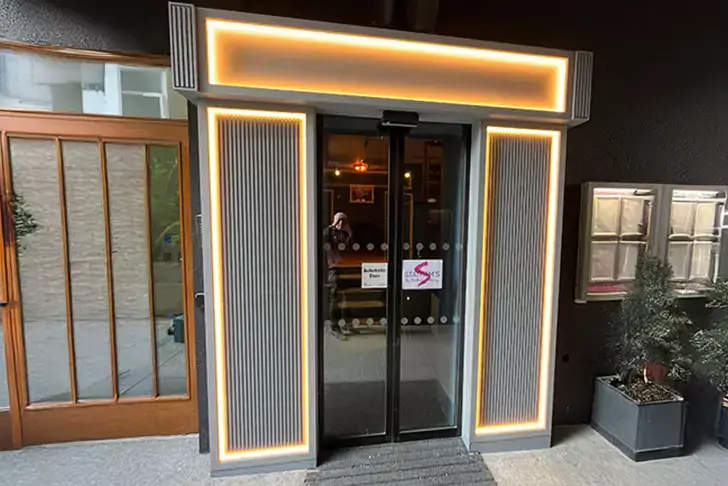 Shop Entrance Surround